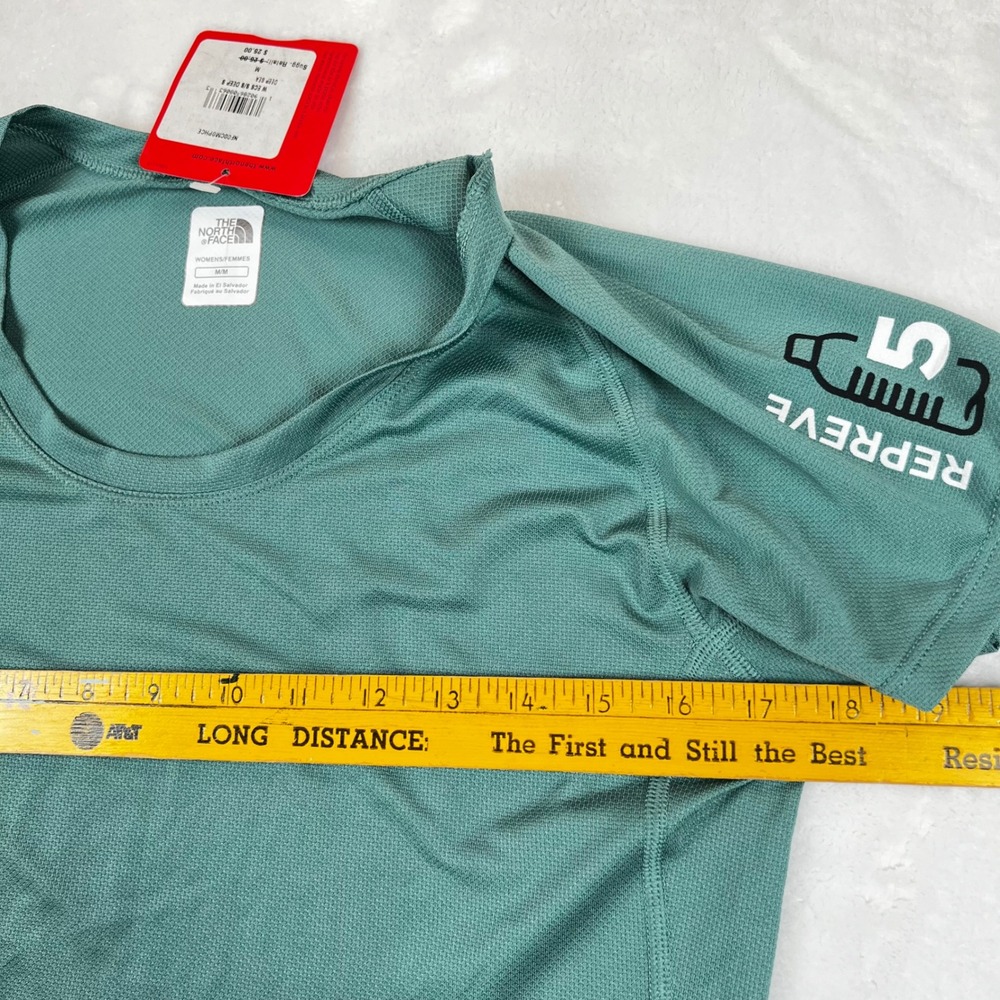 The North Face Womens Endurance Challenge Gore-Tex FlashDry Tee Deep Sea - Picture 5 of 8